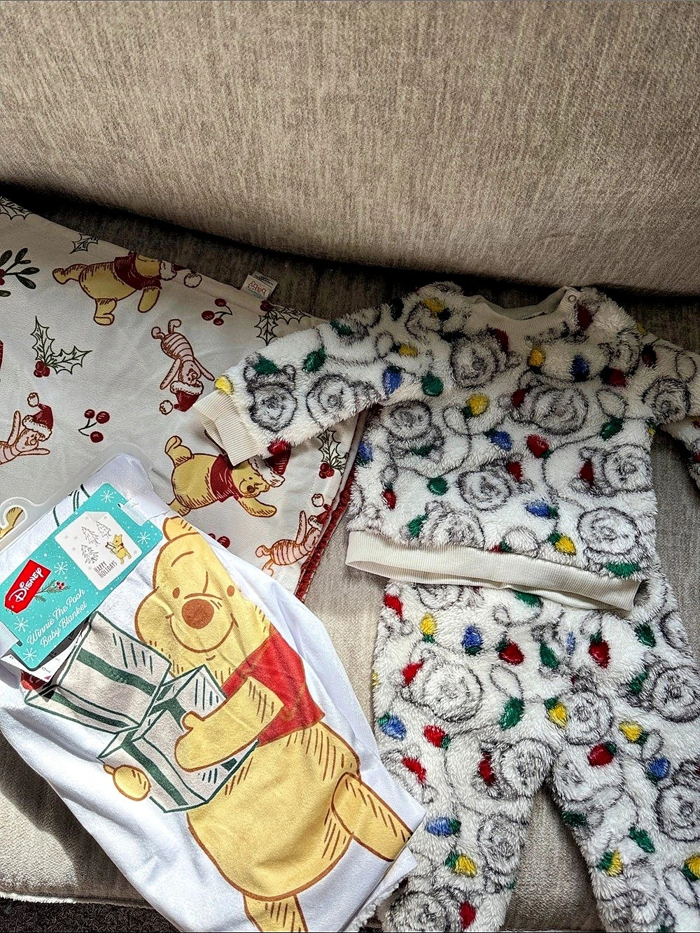 Disney Winnie the Pooh winter lot